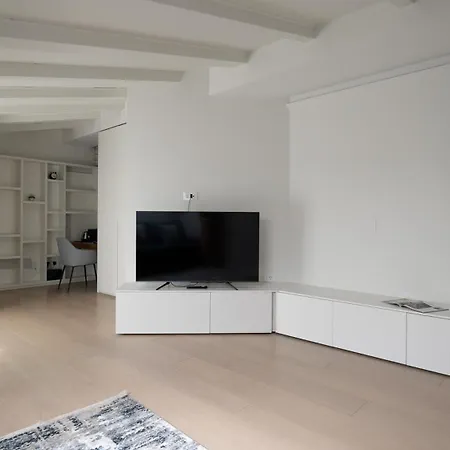 Volta 40 Apartamento *